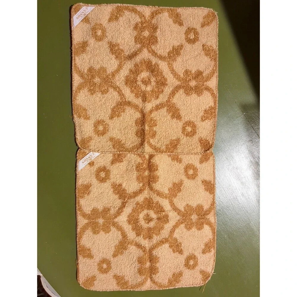 Two (2) Vintage Cannon Washcloths 70s Mod Cotton Gold Brown Medallion